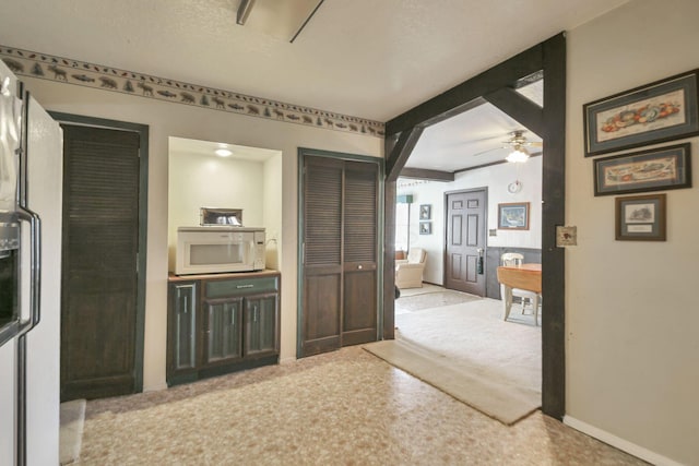 760 Henpeck Rd, Utica, OH 43080 - corridor with baseboards