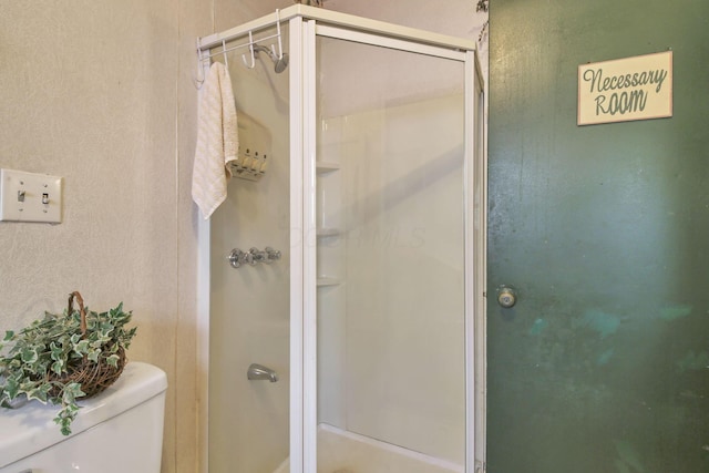 760 Henpeck Rd, Utica, OH 43080 - bathroom with a shower stall and toilet