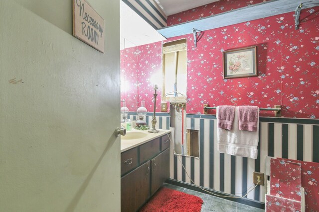 760 Henpeck Rd, Utica, OH 43080 - bathroom featuring vanity and wallpapered walls