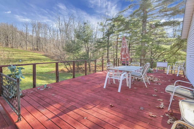 760 Henpeck Rd, Utica, OH 43080 - deck with outdoor dining space