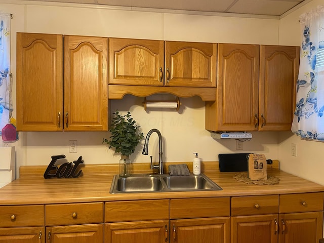 kitchen featuring sink