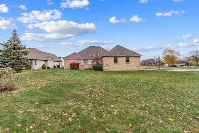 view of front of house with a front yard