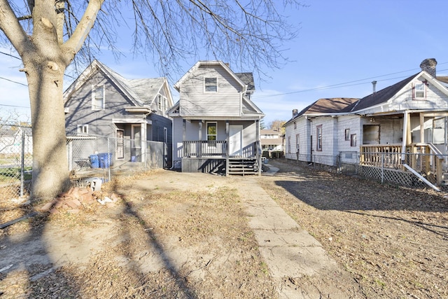 view of front of property featuring covered porch