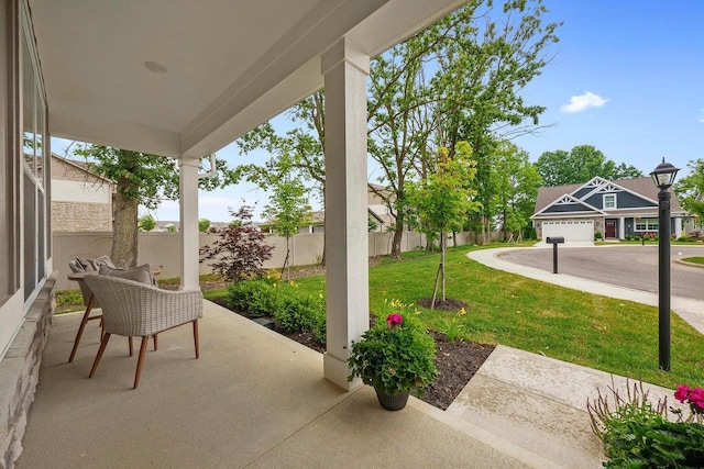 view of patio / terrace with covered porch