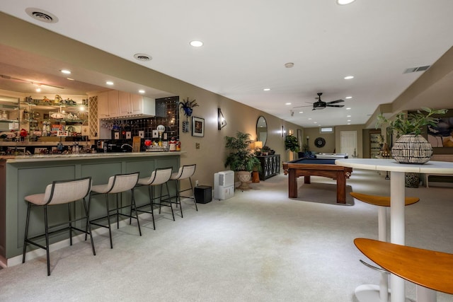 bar with ceiling fan, light colored carpet, backsplash, and pool table