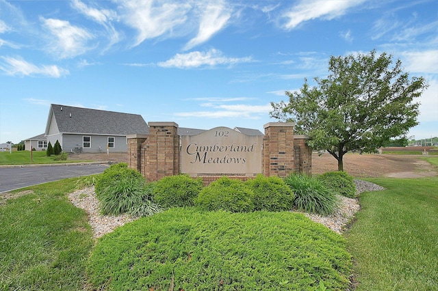 110 Cumberland Meadows Cir, Hebron, OH 43025 - community sign featuring a lawn