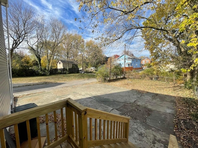 view of yard with a patio