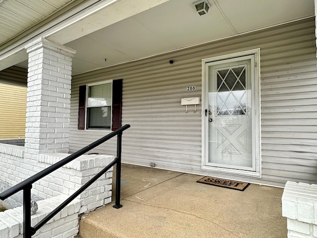 view of entrance to property