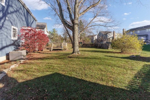 view of yard featuring central AC unit