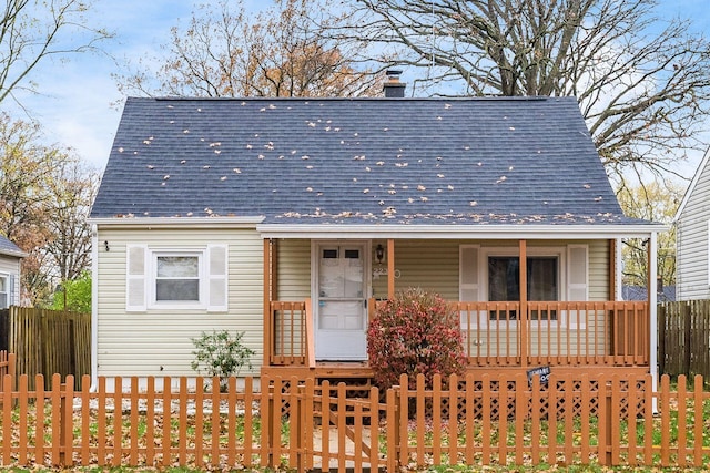 view of front of property with covered porch