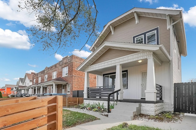 view of front of house featuring a porch