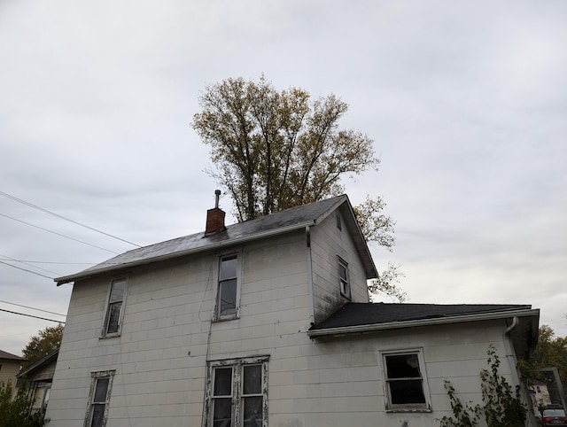 view of side of property