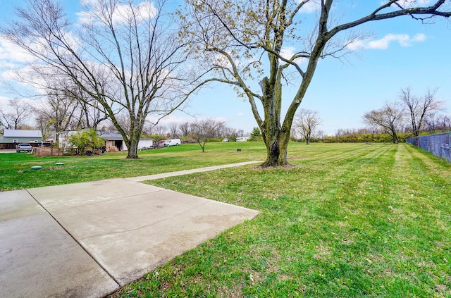 1258 Williams Rd, Columbus, OH 43207 - photo 2