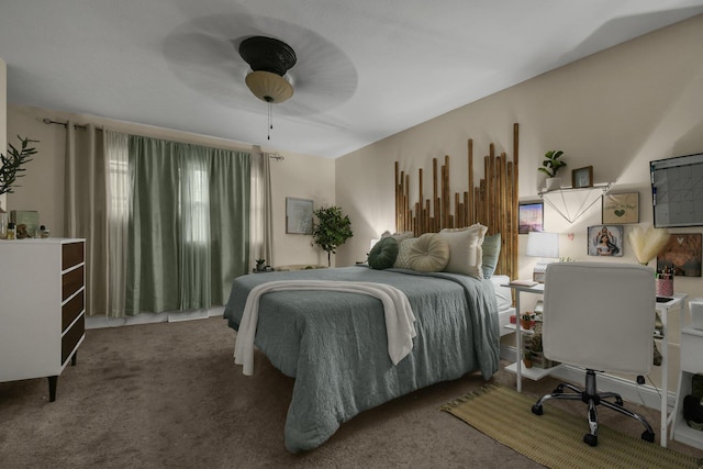 bedroom featuring carpet floors and ceiling fan