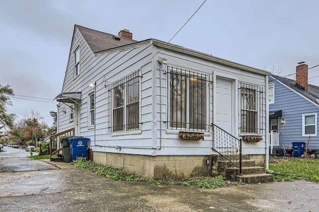 view of home's exterior