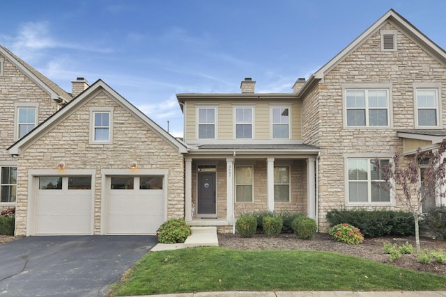 view of front facade featuring a garage