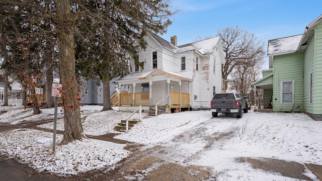 view of front of property with a porch