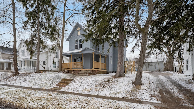 view of front of house featuring a porch