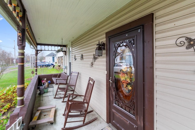 entrance to property with covered porch