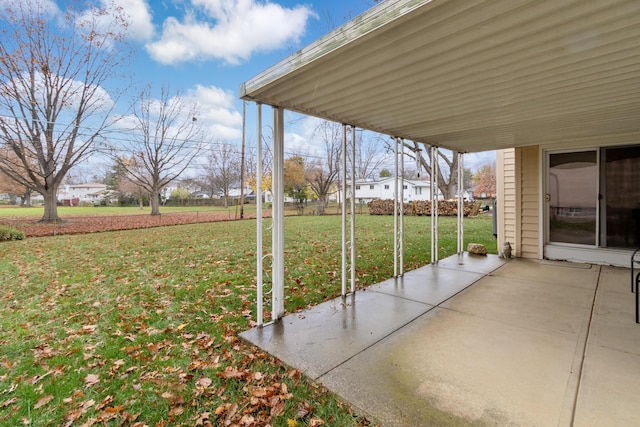 view of yard with a patio