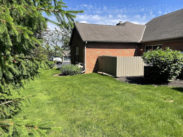 2400 Huntmaster Ln, Grove City, OH 43123 - view of grassy yard