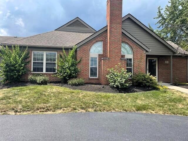 2400 Huntmaster Ln, Grove City, OH 43123 - photo 2