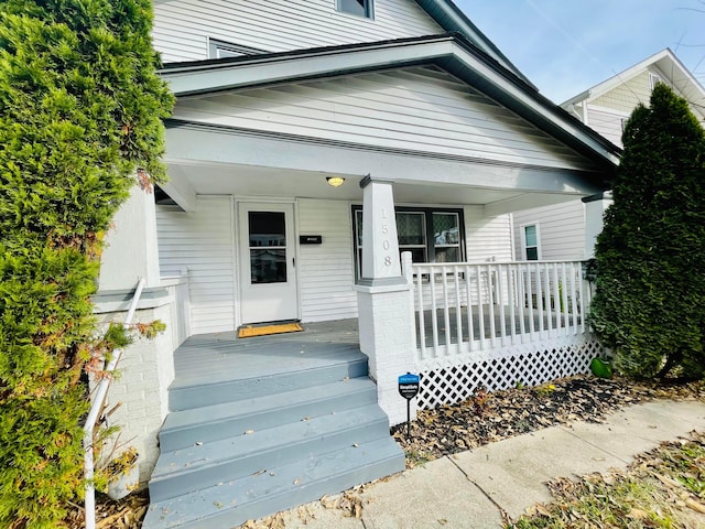 view of front facade featuring a porch