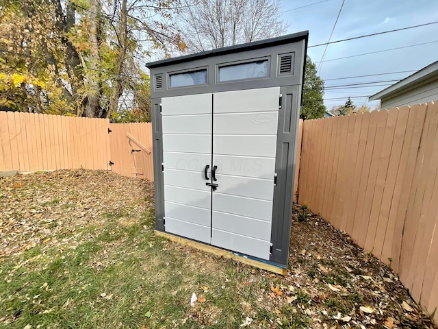 view of outbuilding