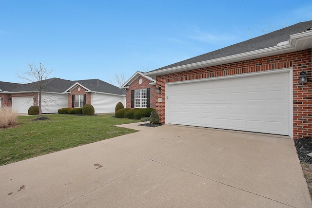 ranch-style home with a front yard