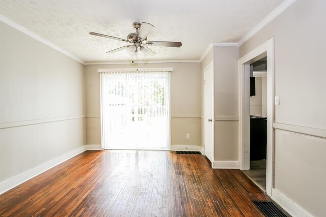 811 S Richardson Ave, Columbus, OH 43204 - unfurnished room featuring hardwood / wood-style flooring, a ceiling fan, crown molding, and a textured ceiling
