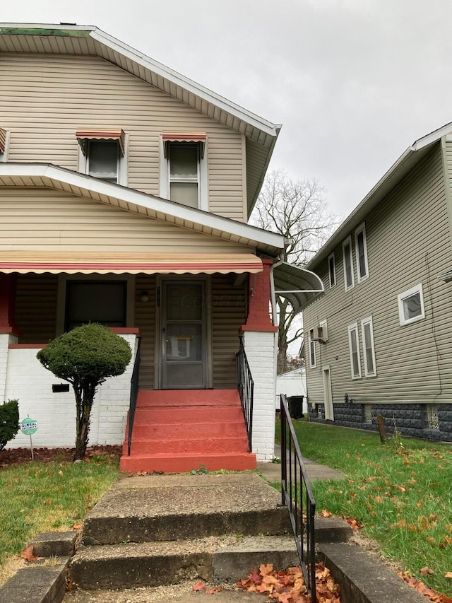 view of front facade featuring a porch