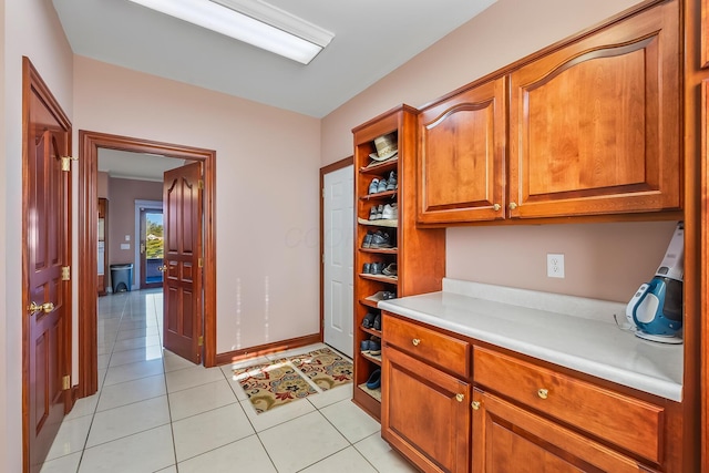 kitchen featuring light tile patterned floors