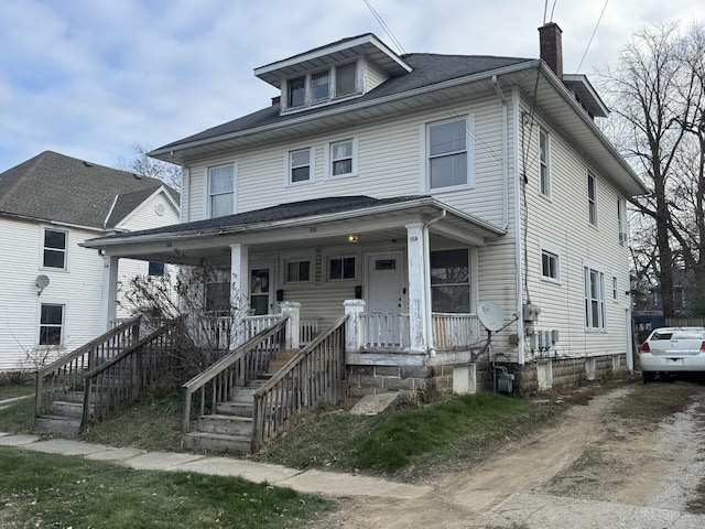 view of front of house featuring a porch