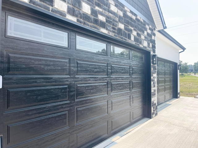 701 Colby Way, Newark, OH 43055 - view of garage