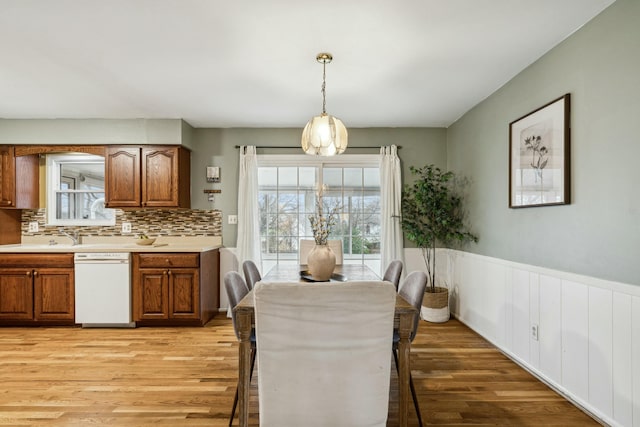 dining room featuring light hardwood / wood-style flooring