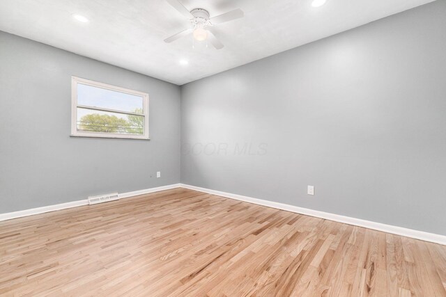 1677 Kenview Rd, Columbus, OH 43209 - unfurnished room featuring ceiling fan, visible vents, baseboards, recessed lighting, and light wood-style flooring