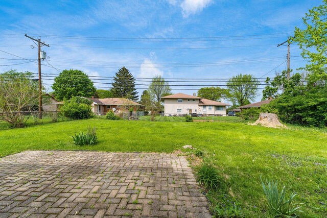 1677 Kenview Rd, Columbus, OH 43209 - view of yard featuring fence and a patio