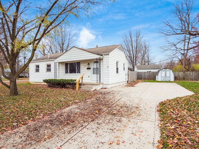 Listing photo 2 for 4622 Amesbury Rd, Columbus OH 43227