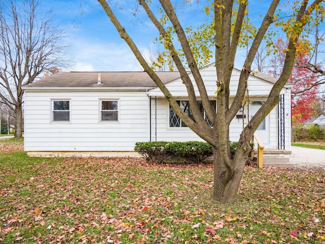 Listing photo 3 for 4622 Amesbury Rd, Columbus OH 43227