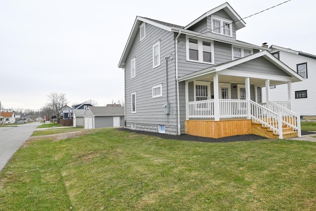 view of front of home featuring a porch and a front lawn