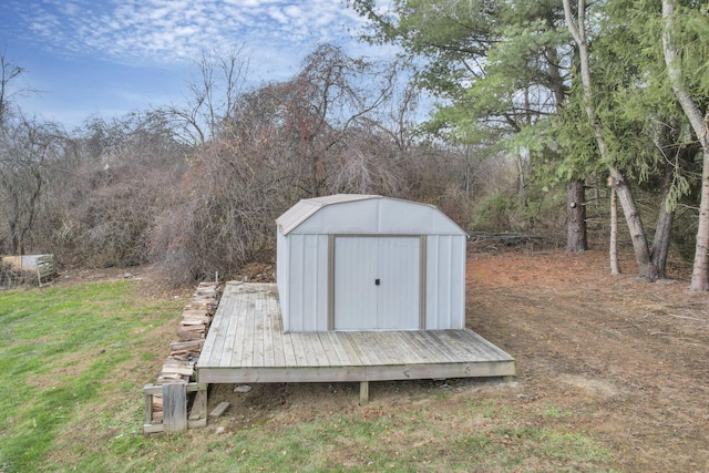 view of outdoor structure