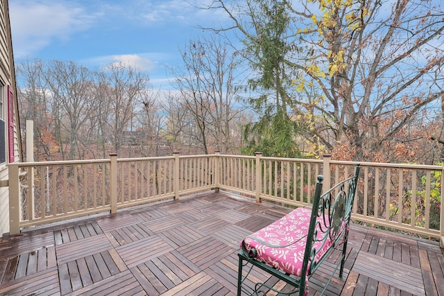 296 Walhalla Rd, Columbus, OH 43202 - view of wooden terrace