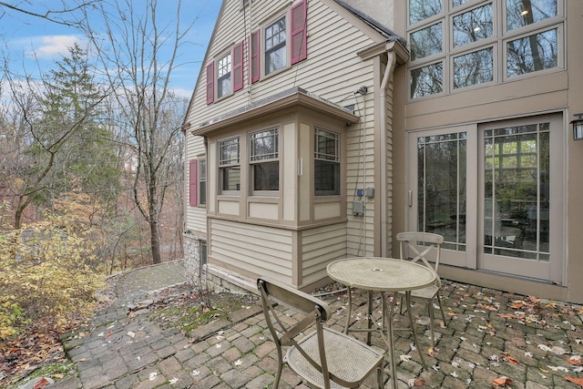 296 Walhalla Rd, Columbus, OH 43202 - back of property featuring a patio area