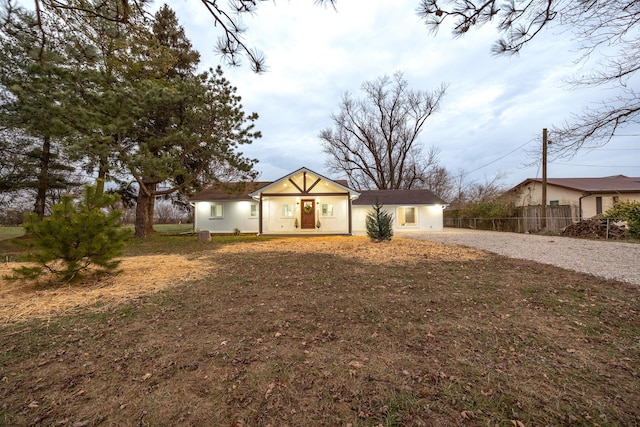 view of front of property