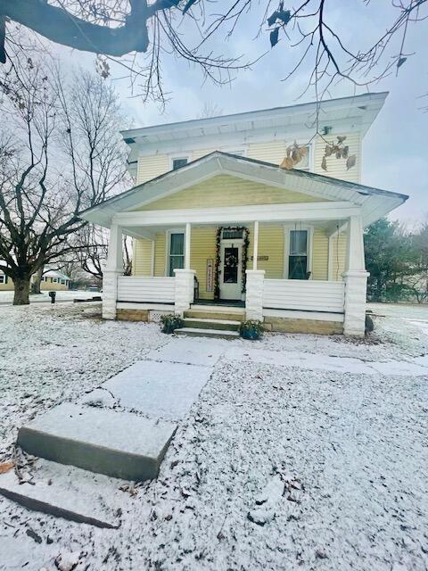 view of front of house