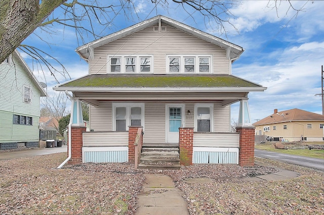 view of front of house featuring covered porch