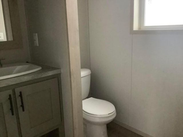 8565 Smith Calhoun Rd Unit 172, Plain City, OH 43064 - bathroom featuring vanity and toilet