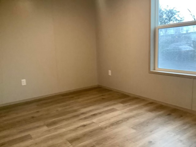 8565 Smith Calhoun Rd Unit 172, Plain City, OH 43064 - unfurnished room with plenty of natural light and light wood-type flooring