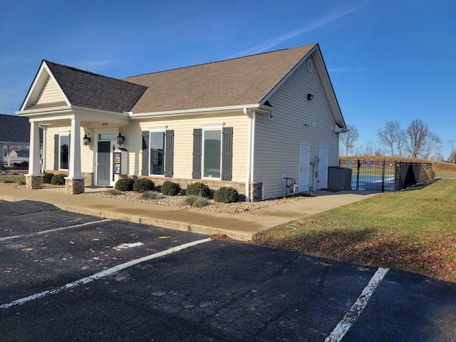 view of front of house