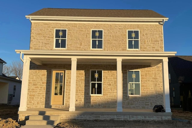 view of front facade with covered porch